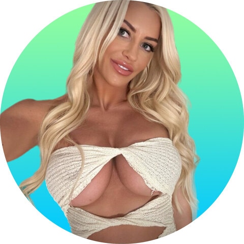 adayinsienna OnlyFans