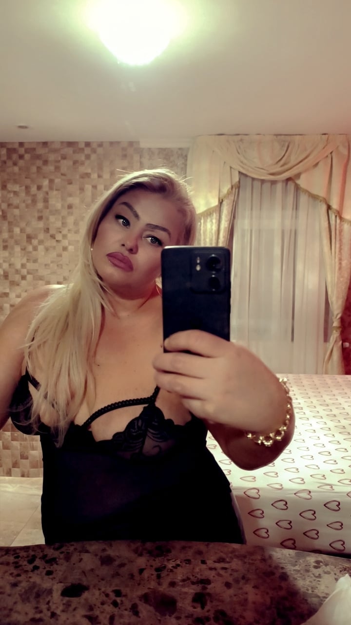 Alexasweetvip OnlyFans