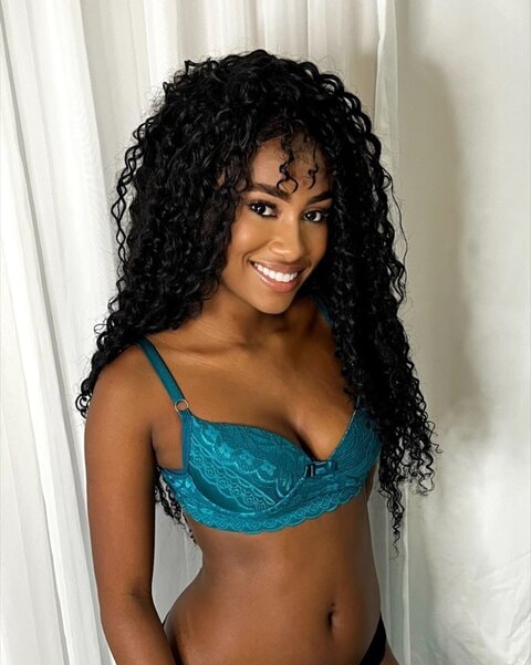 angelafrombrazil OnlyFans