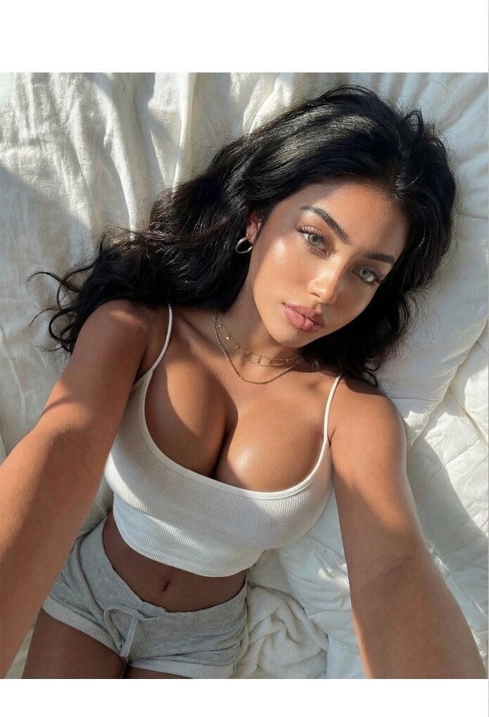 aziliah Hijabi OnlyFans, rank #8 on Erogram