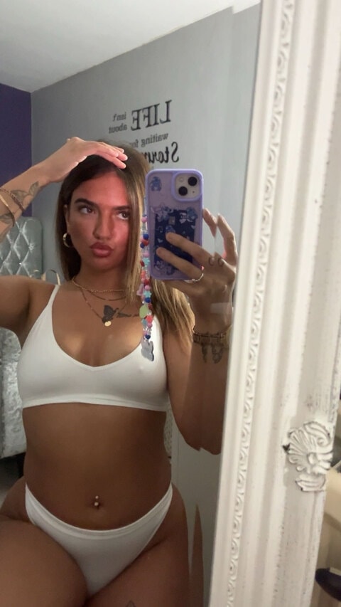 badbrunettex OnlyFans