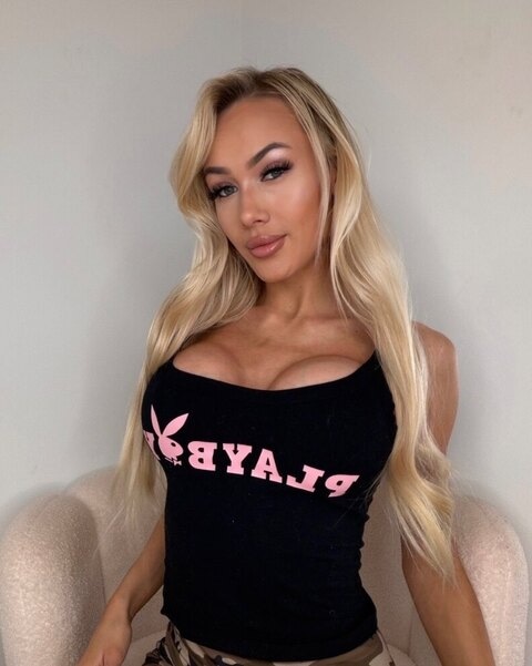 brattyblondee OnlyFans