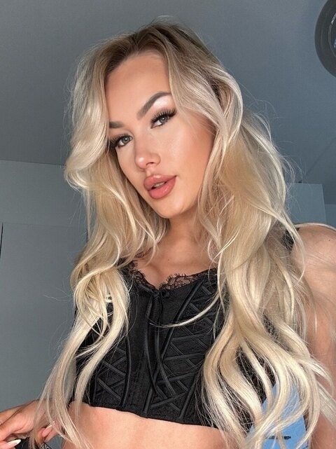brattyblondeee OnlyFans