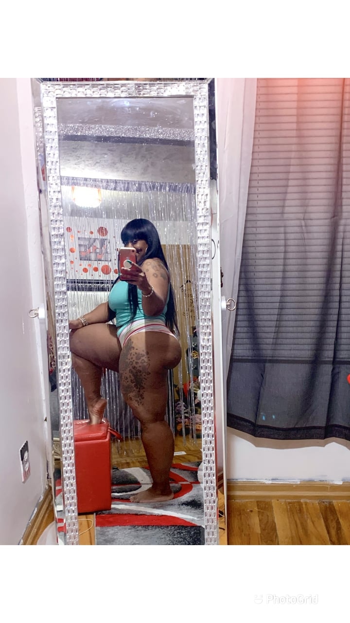 chelesosothickwitit OnlyFans