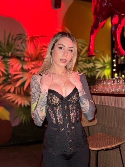 co.ra.lin OnlyFans