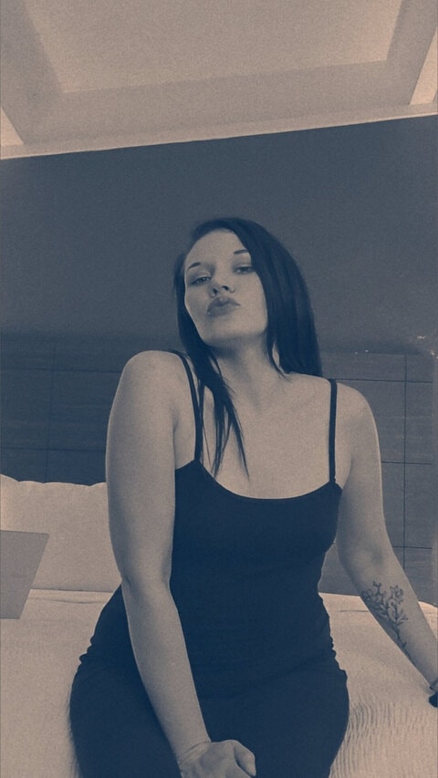 crystaxxx OnlyFans