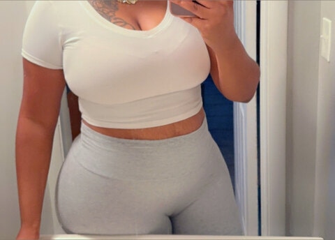 curvyy_candyy OnlyFans