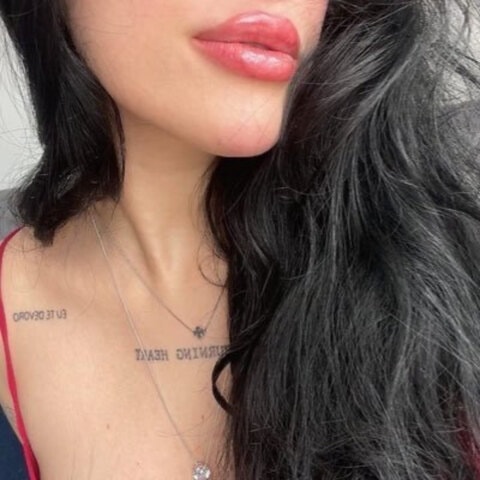 ellaarievilo OnlyFans
