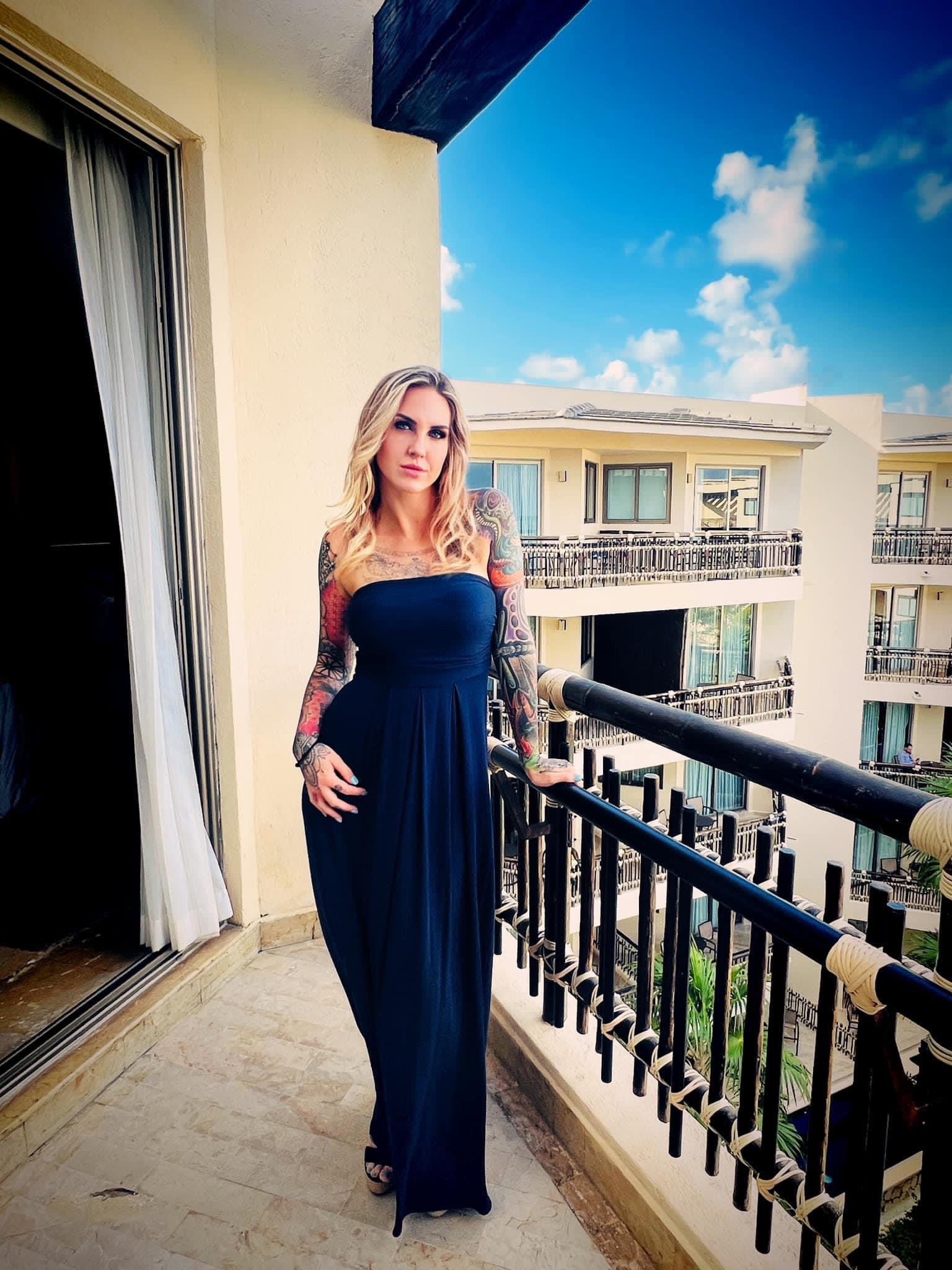 Ella Barnett - FREE!! Tattooed blonde 😈 OnlyFans