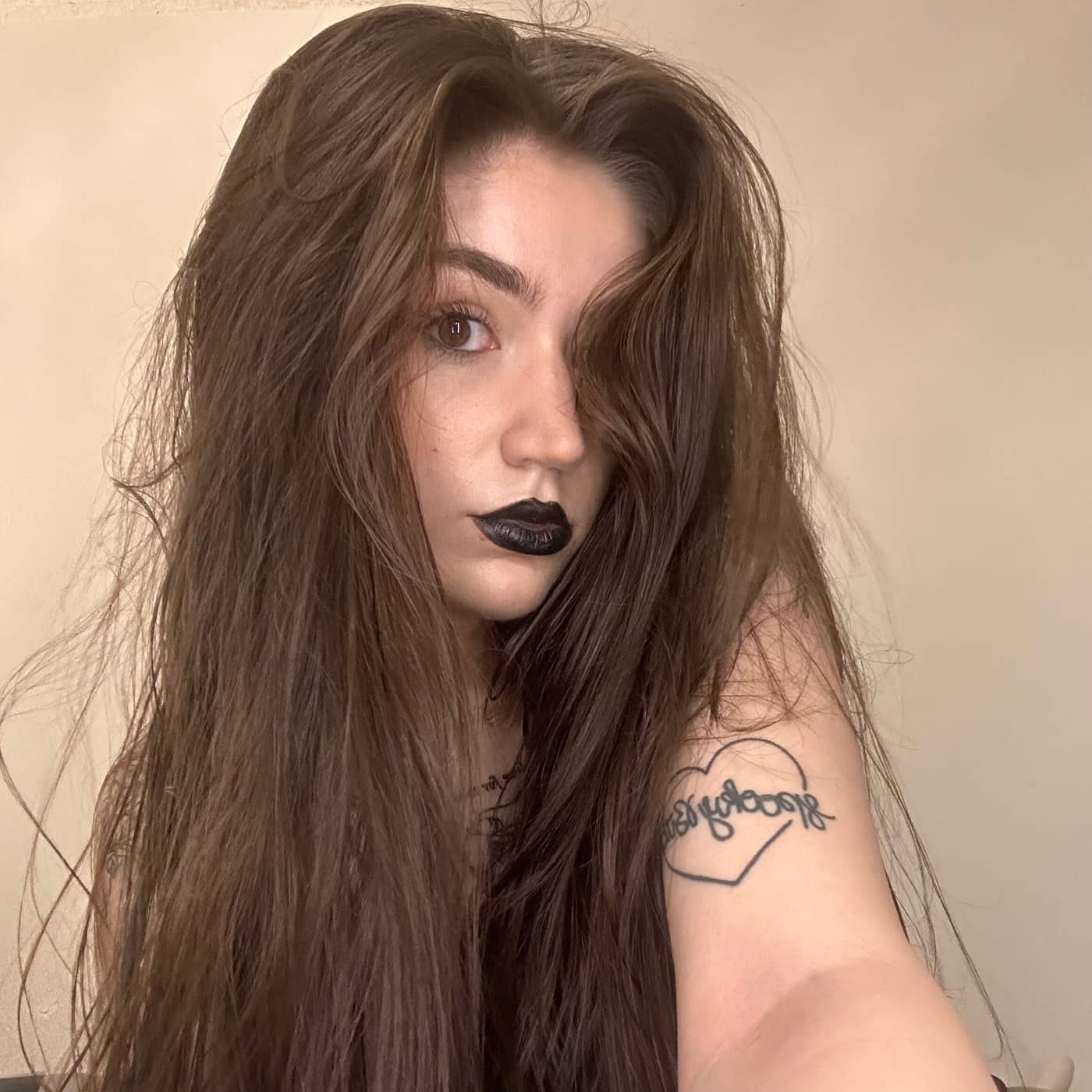 goth mommy loves you🖤 OnlyFans