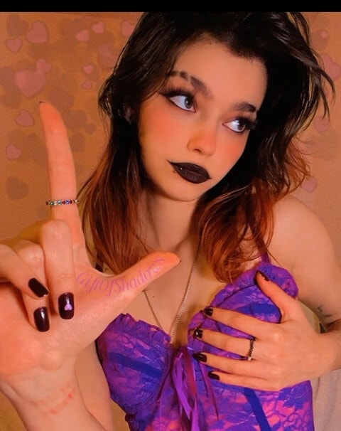 giftofshadows_free OnlyFans