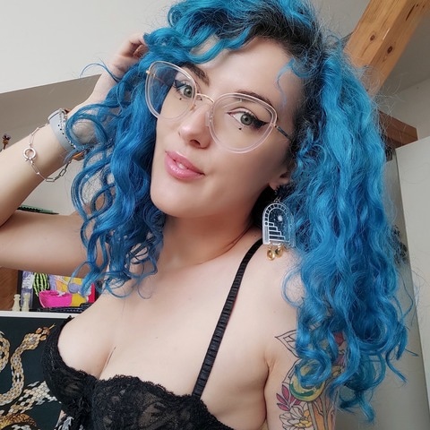 haelle_ OnlyFans