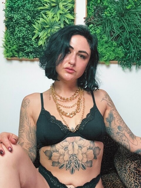 josiejaxxonvip OnlyFans