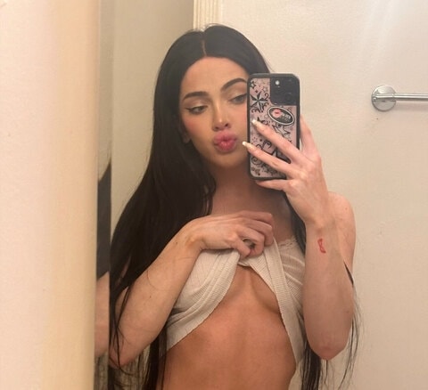 kendalloliviaraindrop OnlyFans