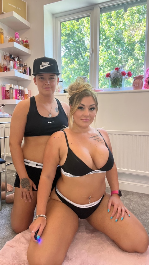 lesbianlovex OnlyFans