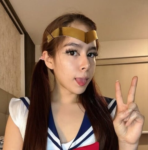 lolapetitexo OnlyFans