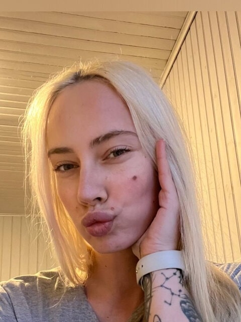 lux_blond OnlyFans
