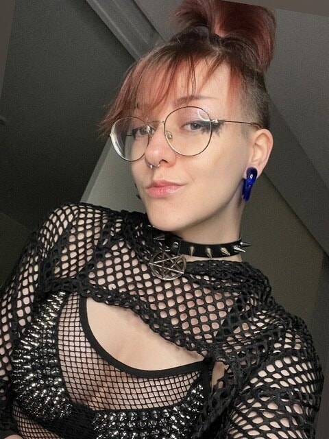 metalprincess_free OnlyFans