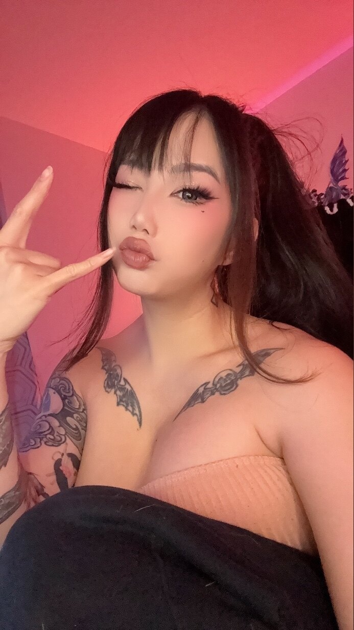 mobilesuitstella OnlyFans