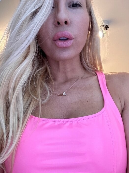 Queenbea11 OnlyFans