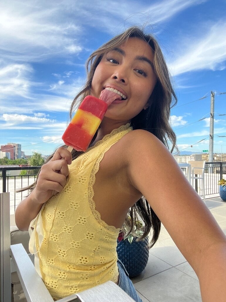 scrawniest Filipina OnlyFans, rank #5 on Erogram