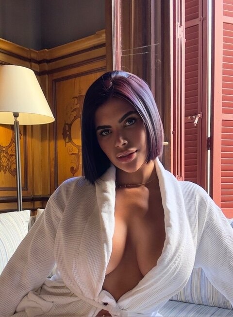 sheilaortegax OnlyFans