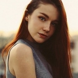 Emily Bloom OnlyFans