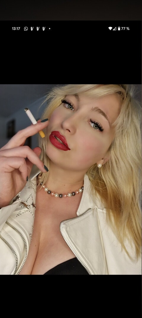 theresasmoke OnlyFans