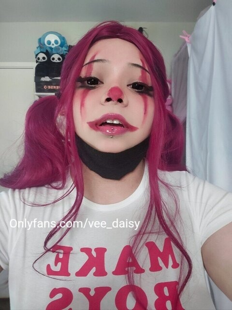 vee_daisy OnlyFans