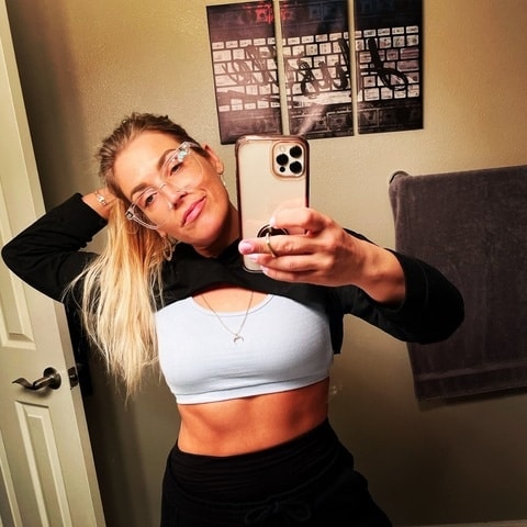 watchsmokeymommygetfit OnlyFans