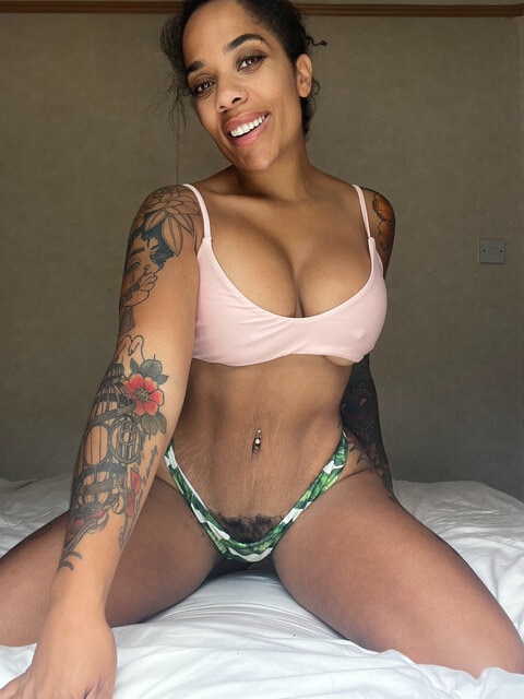 yourbushqueen OnlyFans
