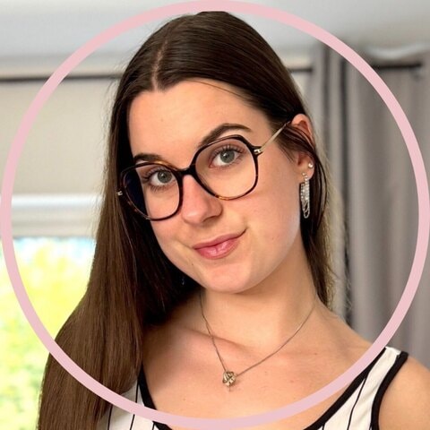 yoursweetbrunettee OnlyFans